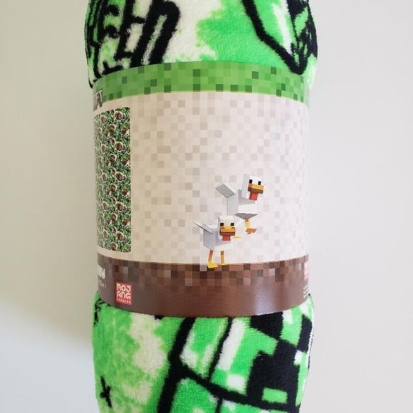 NEW MINECRAFT SOFT PLUSH THROW BLANKET 46 X 60 IN NWT - Picture 2 of 4